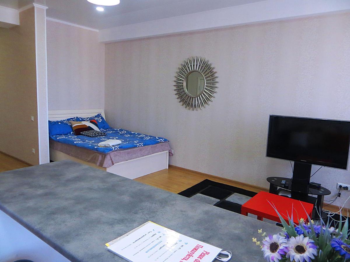 Panoramic Studio Apartments With Mountain Views 比什凯克 外观 照片